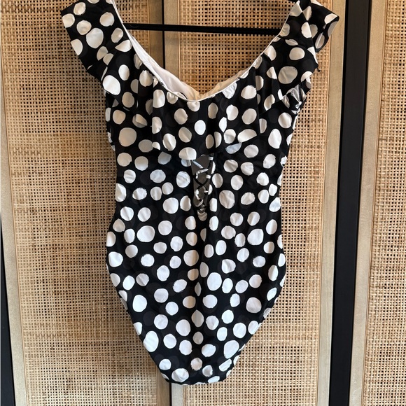 LA BLANCA one-piece swimming suit. Black and white polka dot. - Picture 2 of 13